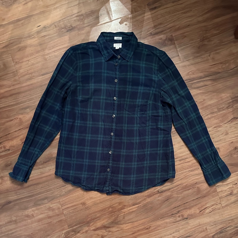 Women’s boy fit Green Plaid Shirt